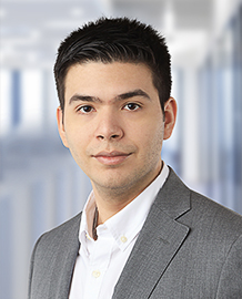 Headshot of Sebastian Carri